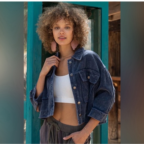 Maisie Vintage Style Navy Corduroy Cropped Trucker Jacket NWT - Picture 8 of 13